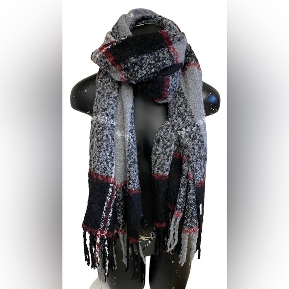 3 piece set Black Gray Blue Scarves - Picture 6 of 11